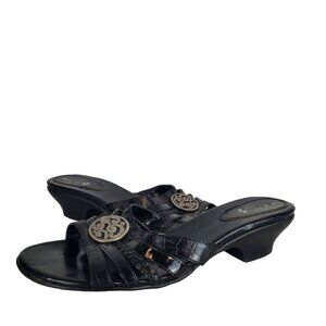 Air Supply Plus Women's Black Medallion Charm Strappy Comfort‎ Sandals Size 9W